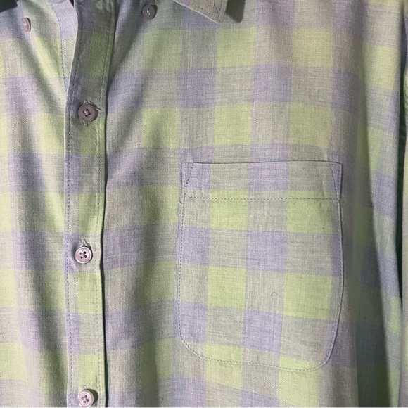 Men’s Artistry in Motion Long-Sleeve Button-Down Shirt - Picture 3 of 6